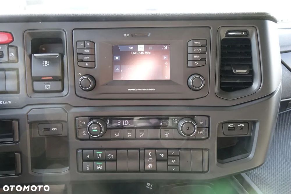 Scania 500R / NGS/ SUPER / EURO 6 / STANDARD / AUTOMAT / RETARDER / LODÓWKA / SILNIK NOWEJ GENERACJI - 28