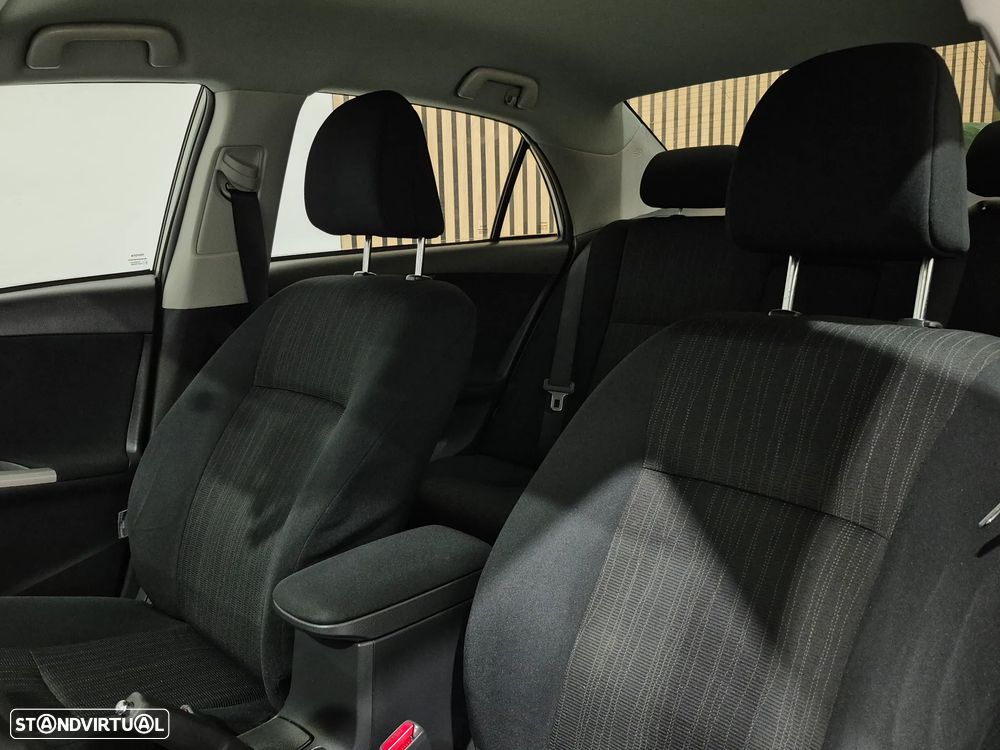 Toyota Corolla 1.4 VVT-i Sol - 16