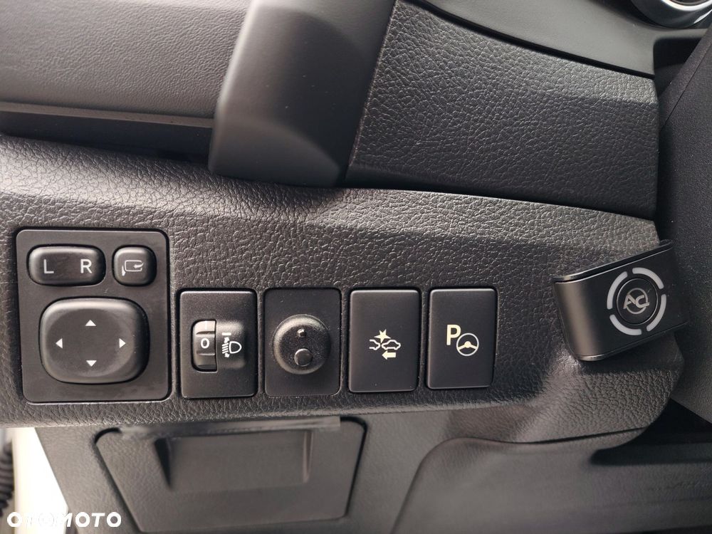 Toyota Auris - 14