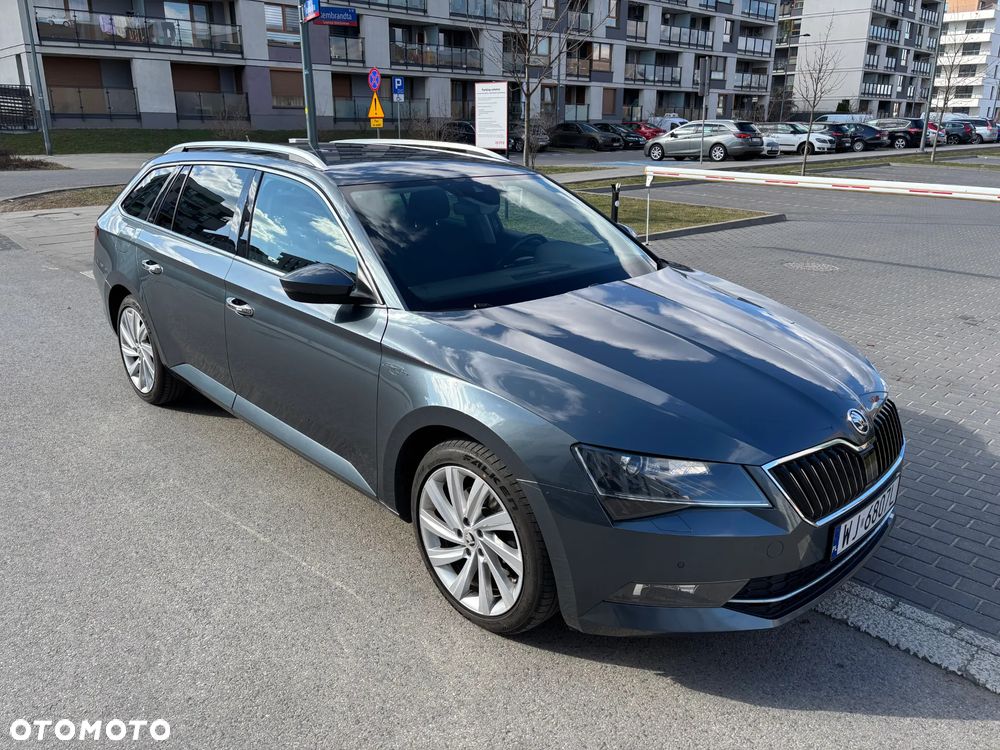 Skoda Superb 2.0 TDI DSG Style - 11