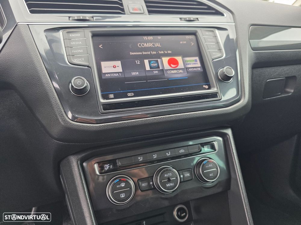 VW Tiguan 2.0 TDI Confortline - 13