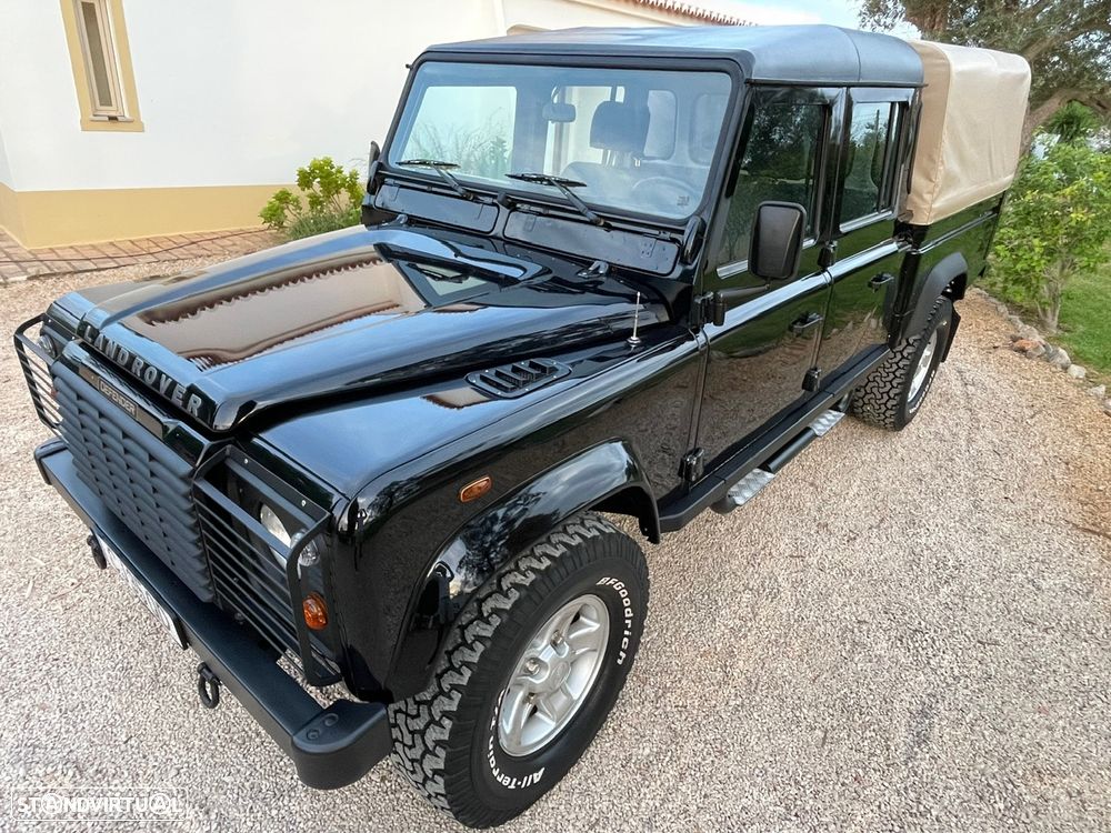Land Rover Defender - 2
