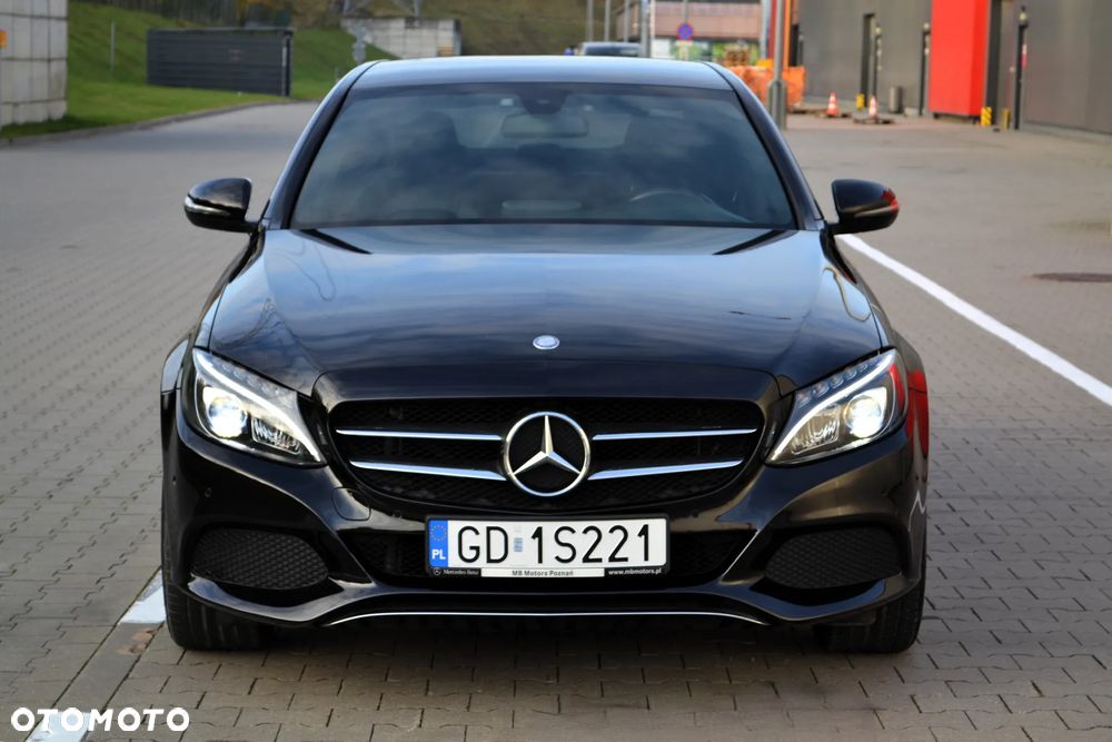 Mercedes-Benz Klasa C 200 4-Matic 7G-TRONIC - 35