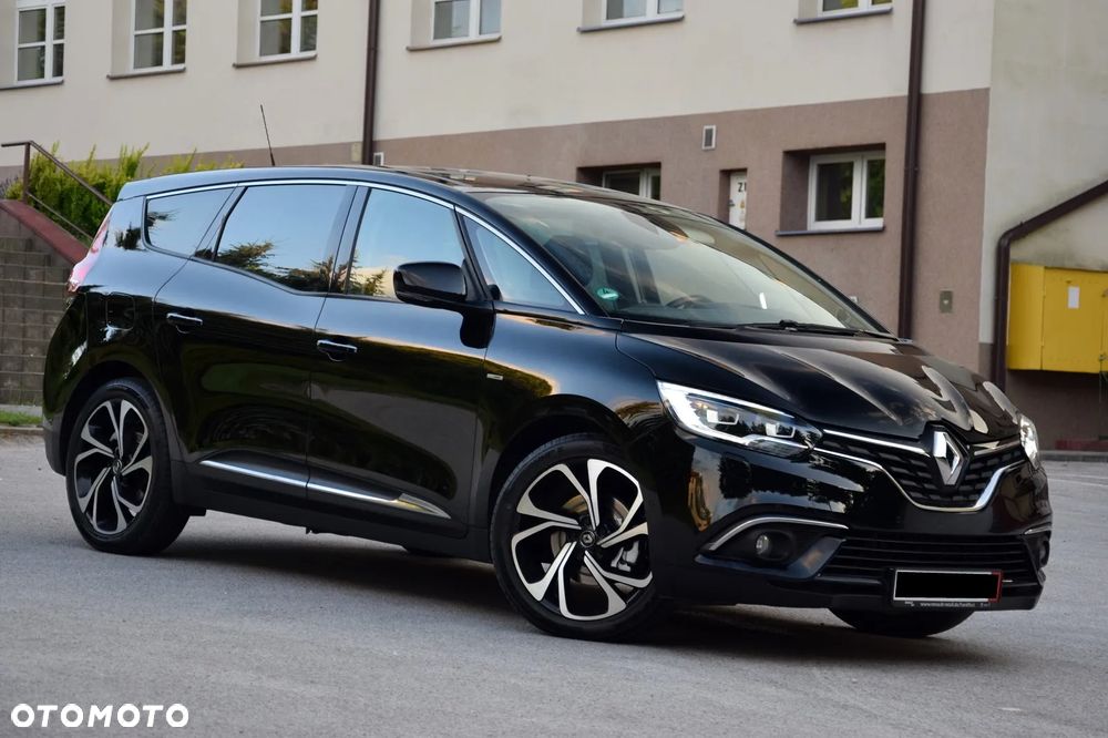 Renault Grand Scenic - 10