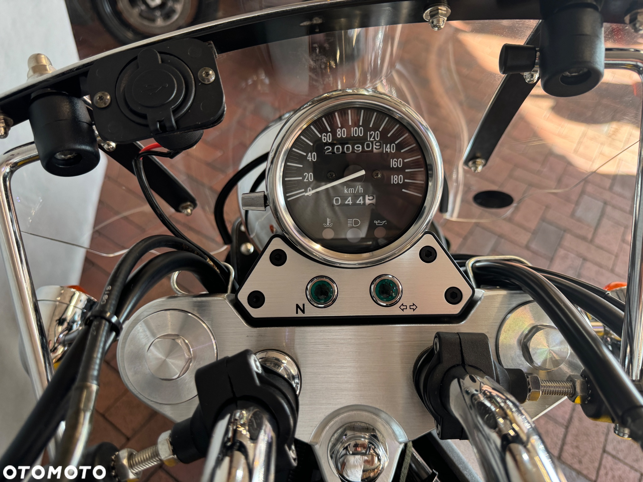 Suzuki Marauder - 13