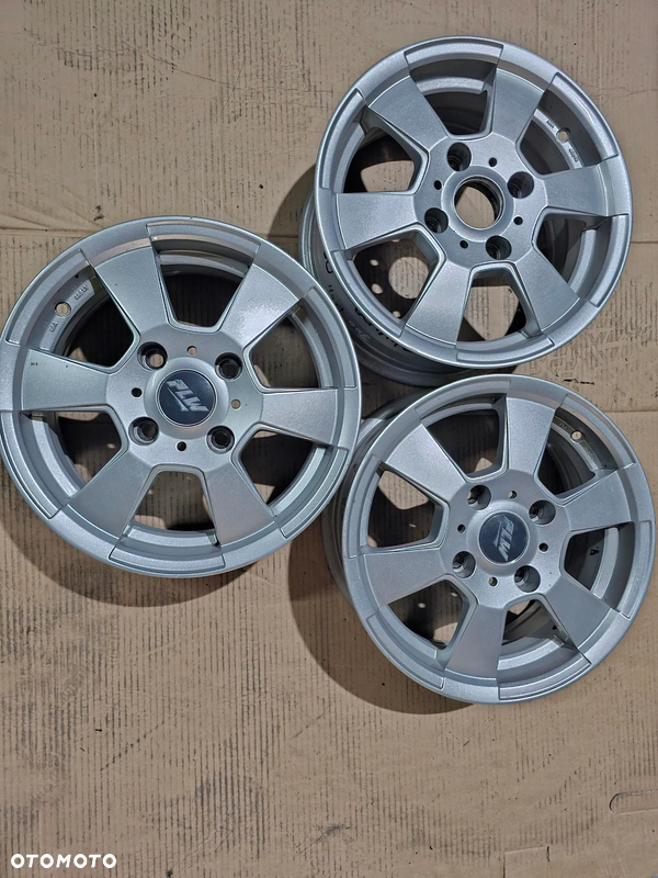 Felgi Aluminiowe 6,0-14 4x114,3x74,2 ET-38 PLW Proline B600 A005 (NOWE)