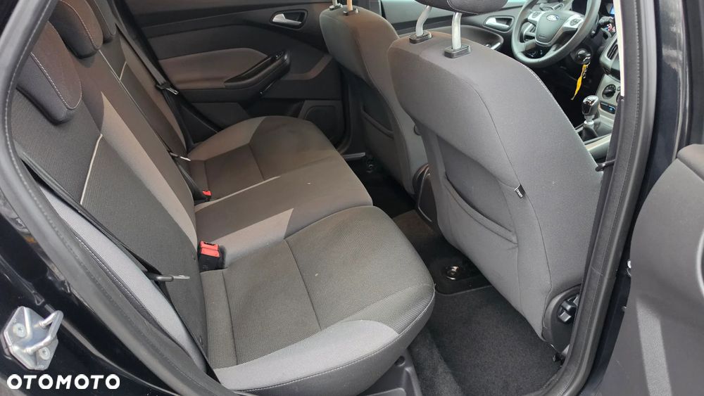 Ford Focus 1.0 EcoBoost Trend - 16