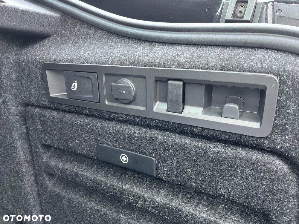 Skoda Superb 2.0 TDI DSG Style - 20