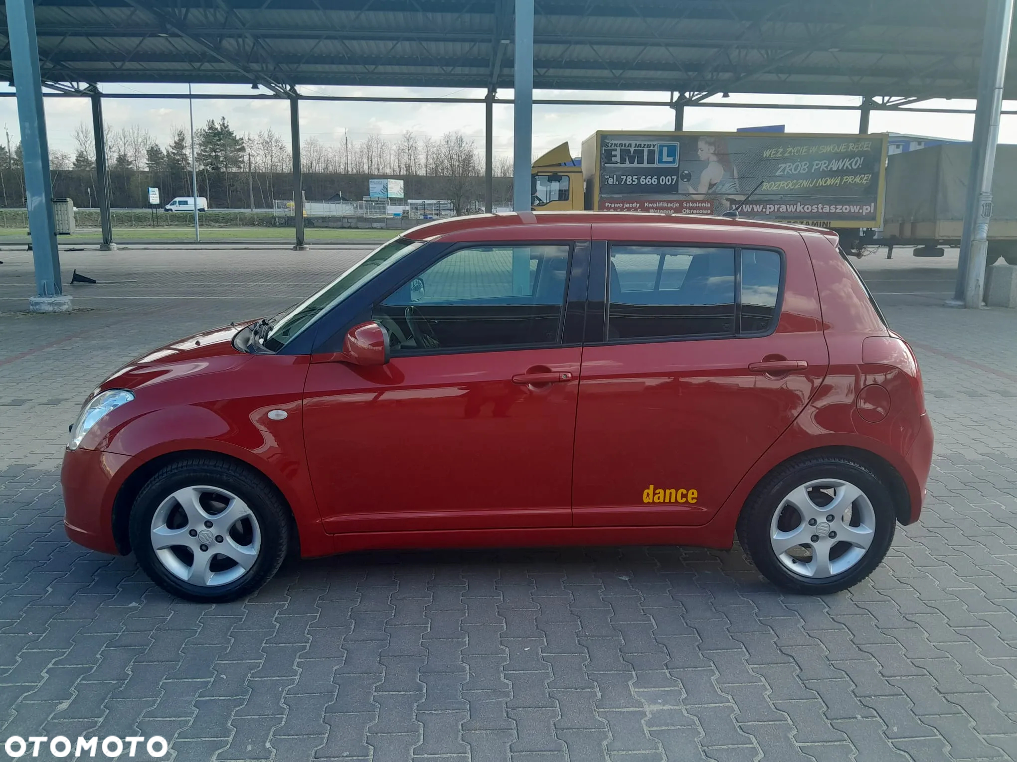 Suzuki Swift 1.3 Club dance - 4