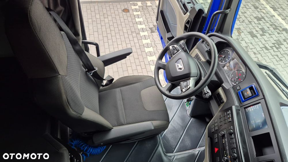 MAN MAN///TGX///26.470///2021///ZESTAW/// TANDEM///PRZEJAZDOWY///7.70+7.70/// LEDY///KLIMATYZACJA POSTOJOWA/// DACH PODNOSZONY/// - 25