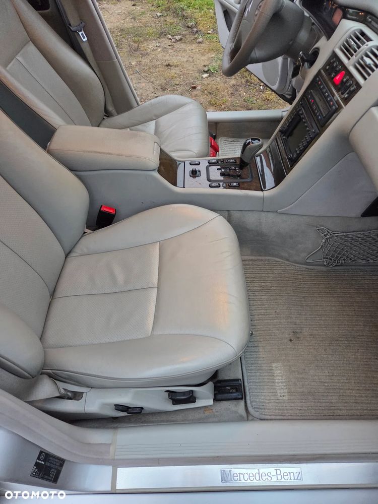 Mercedes-Benz Klasa E 280 T 4-Matic Avantgarde - 14