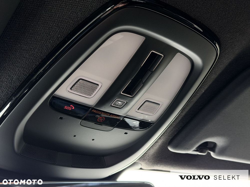Volvo XC 40 - 35