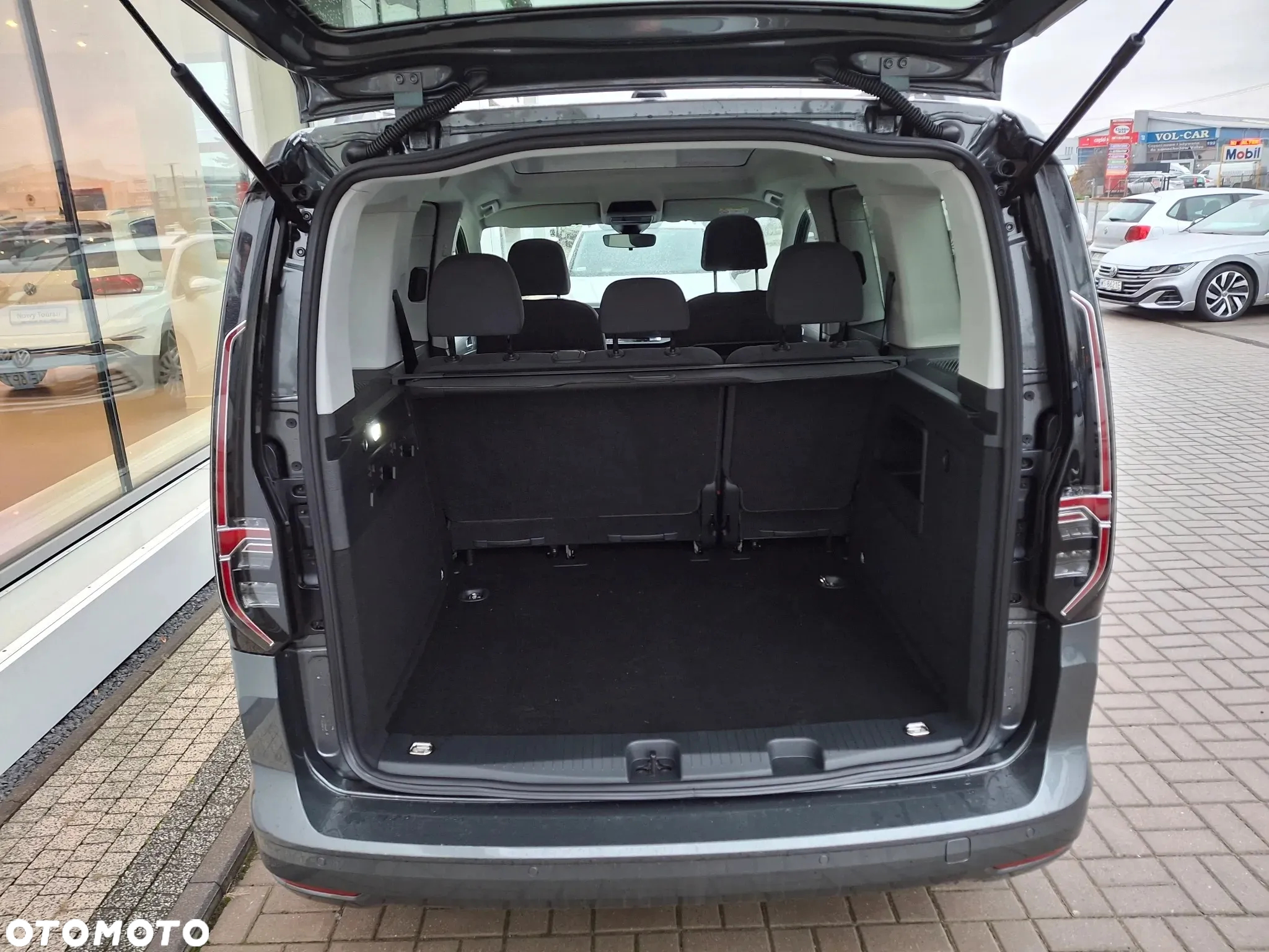 Volkswagen Caddy Maxi 2.0 TDI Life DSG - 4