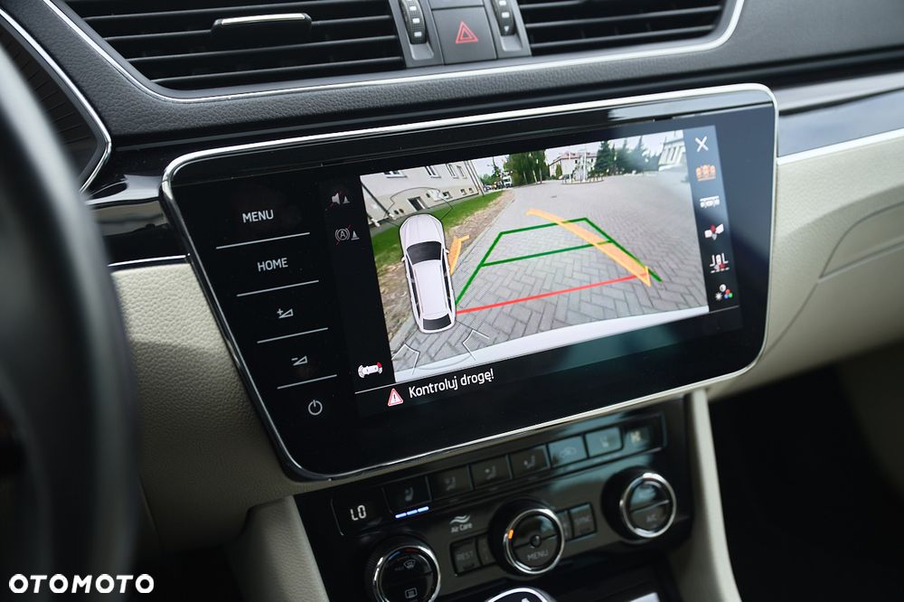 Skoda Superb 2.0 TDI L&K - 39