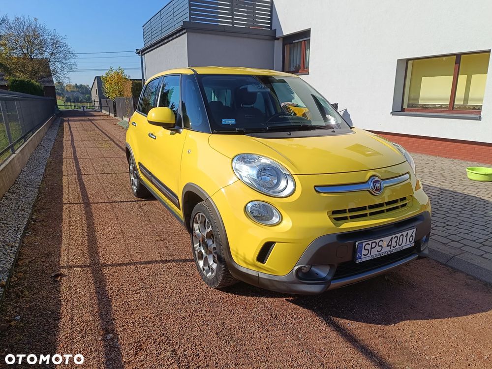 Fiat 500L 2016 photo 2