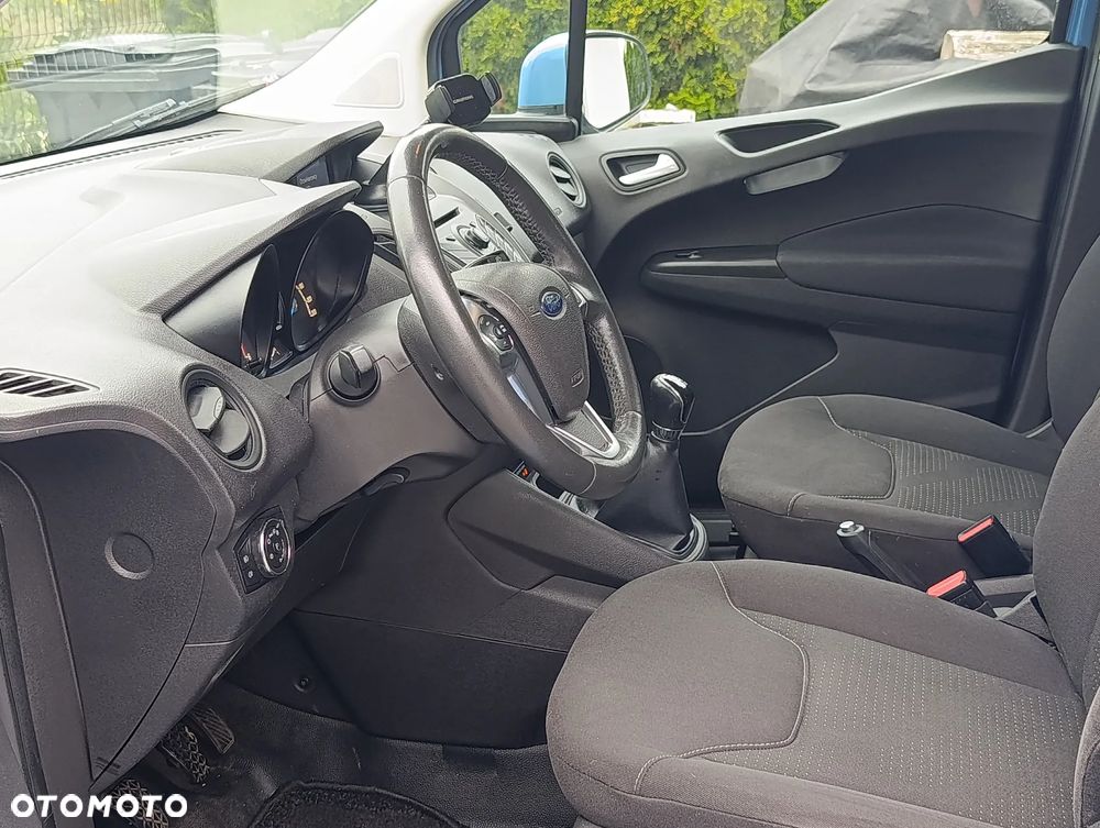 Ford TRANSIT COURIER - 24