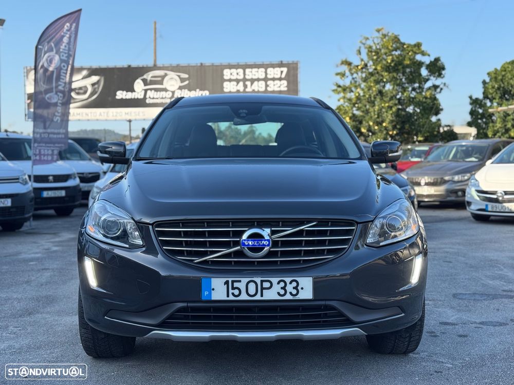 Volvo XC 60 2.0 D4 Momentum Geartronic - 3