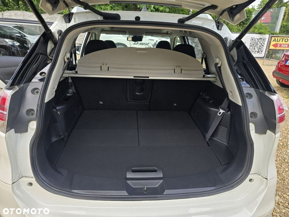 Nissan X-Trail 1.6 DIG-T Tekna 2WD 7os - 23