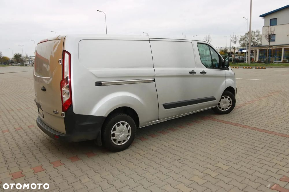 Ford TRANSIT CUSTOM - 7