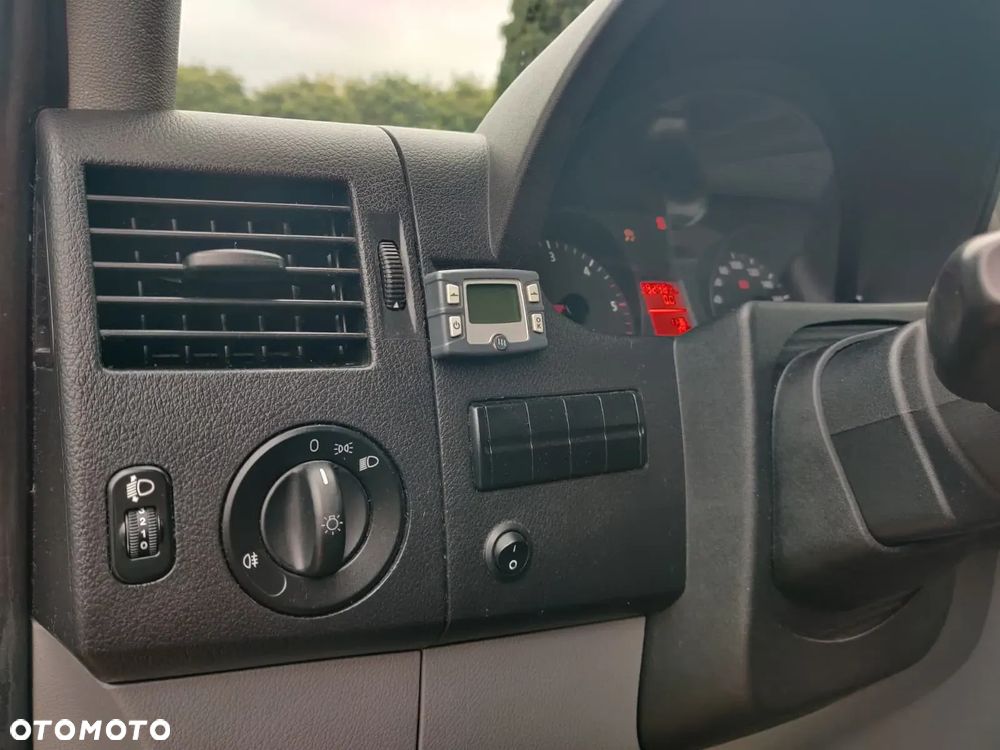 Volkswagen CRAFTER 50 SPRINTER - 18