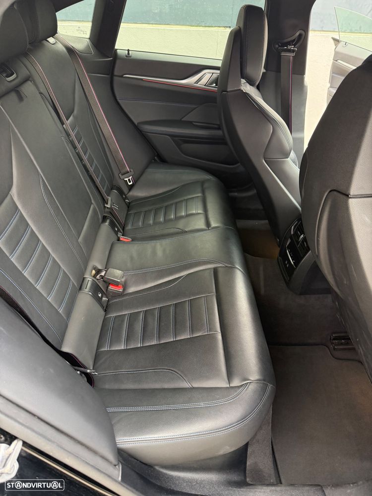 BMW 420 Gran Coupé d xDrive Pack Desportivo M Auto - 27