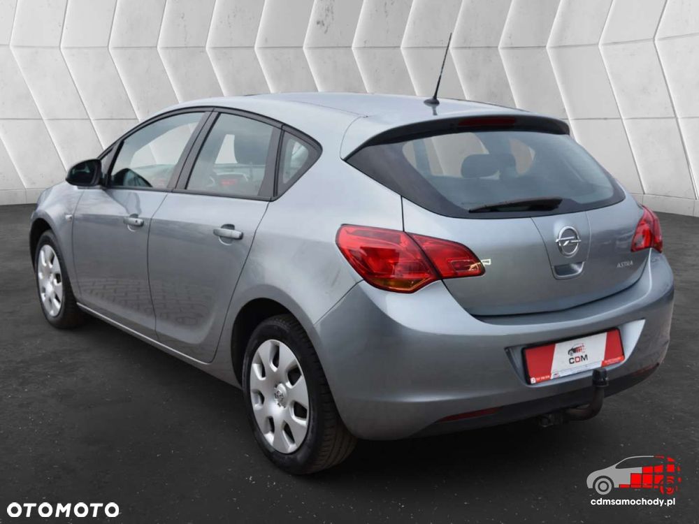 Opel Astra - 8
