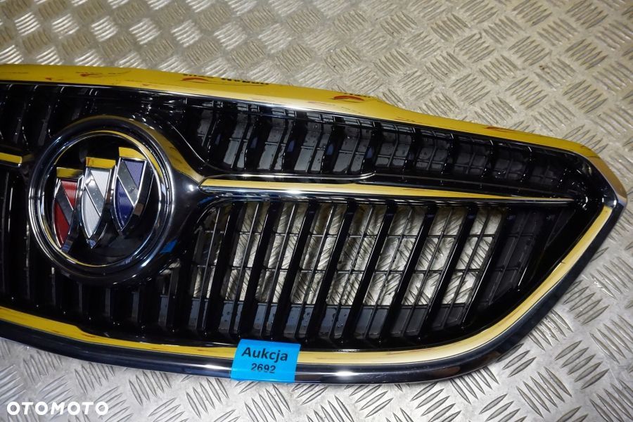 BUICK LACROSSE 2017 2018 2019 - Atrapa Przód Grill Emblemat Chrom USA - 4