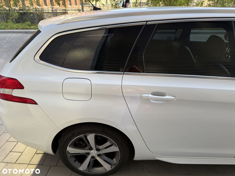 Peugeot 308 BlueHDi 130 Stop & Start GT Pack - 11
