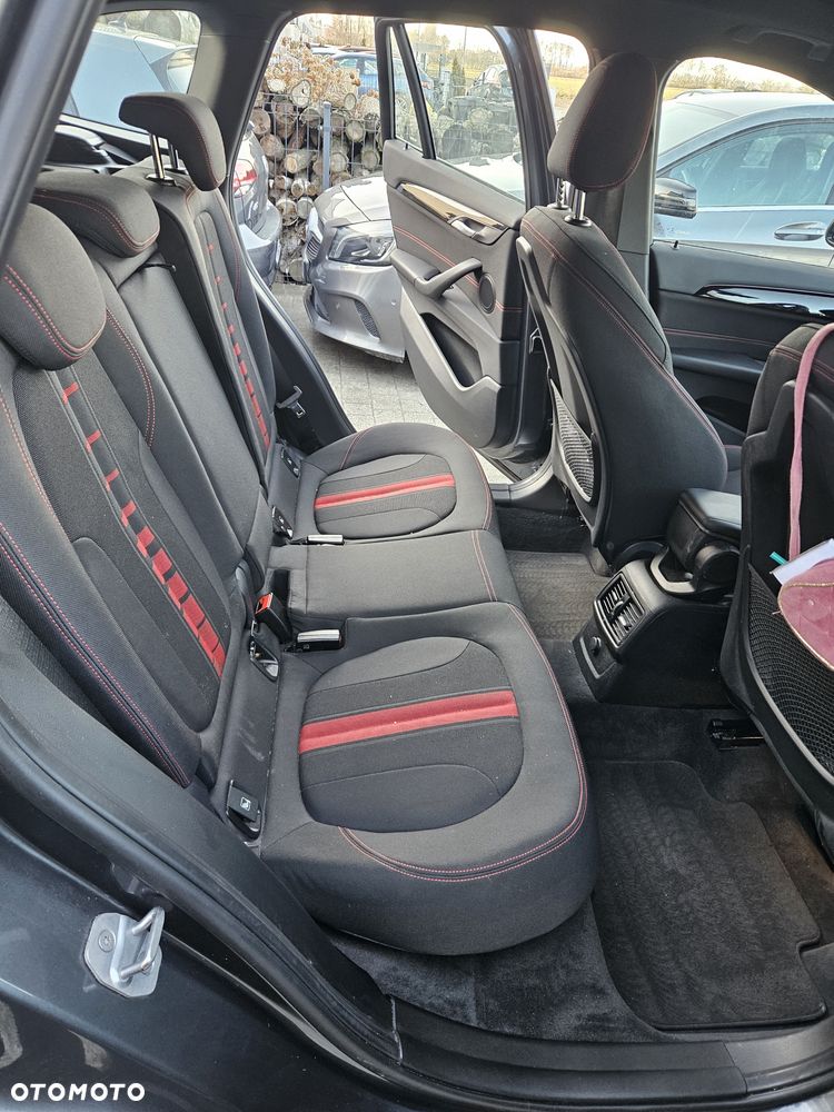 BMW X1 sDrive18d xLine sport - 30