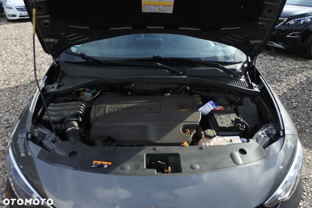 Fiat Tipo Kombi 1.6 MultiJet Lounge - 36