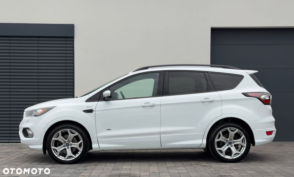 Ford Kuga 2.0 TDCi 4x4 ST-Line - 4