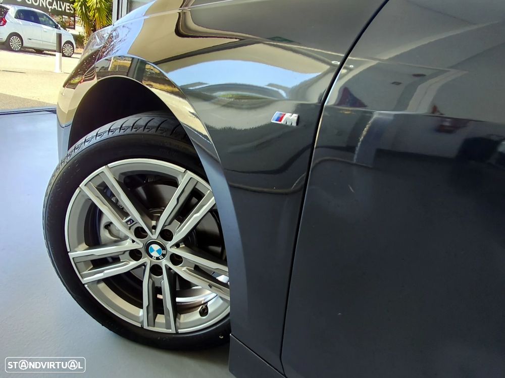 BMW 116 d Pack Desportivo M Auto - 33