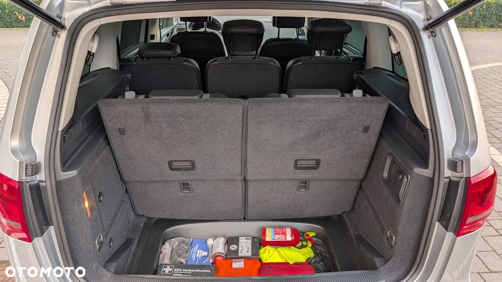 Volkswagen Sharan - 27