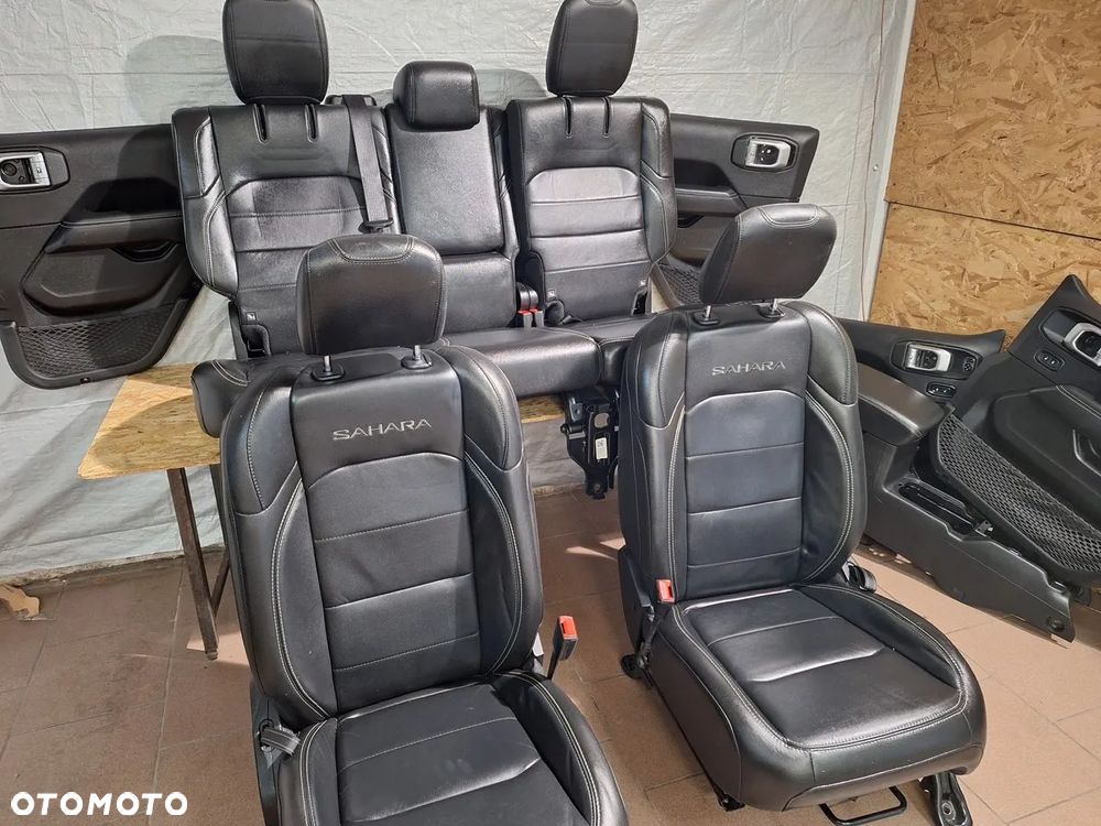 # jeep wrangler jl # 2018- 4d tapicerka : fotele : kanapa : czarna skora - 5