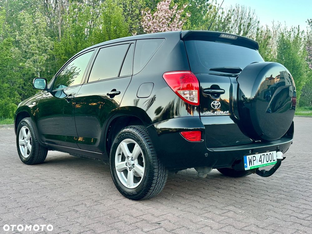 Toyota RAV4 2.0 VVT-i Premium - 8