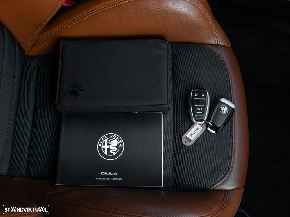 Alfa Romeo Giulia 2.2 D Super AT8 - 37