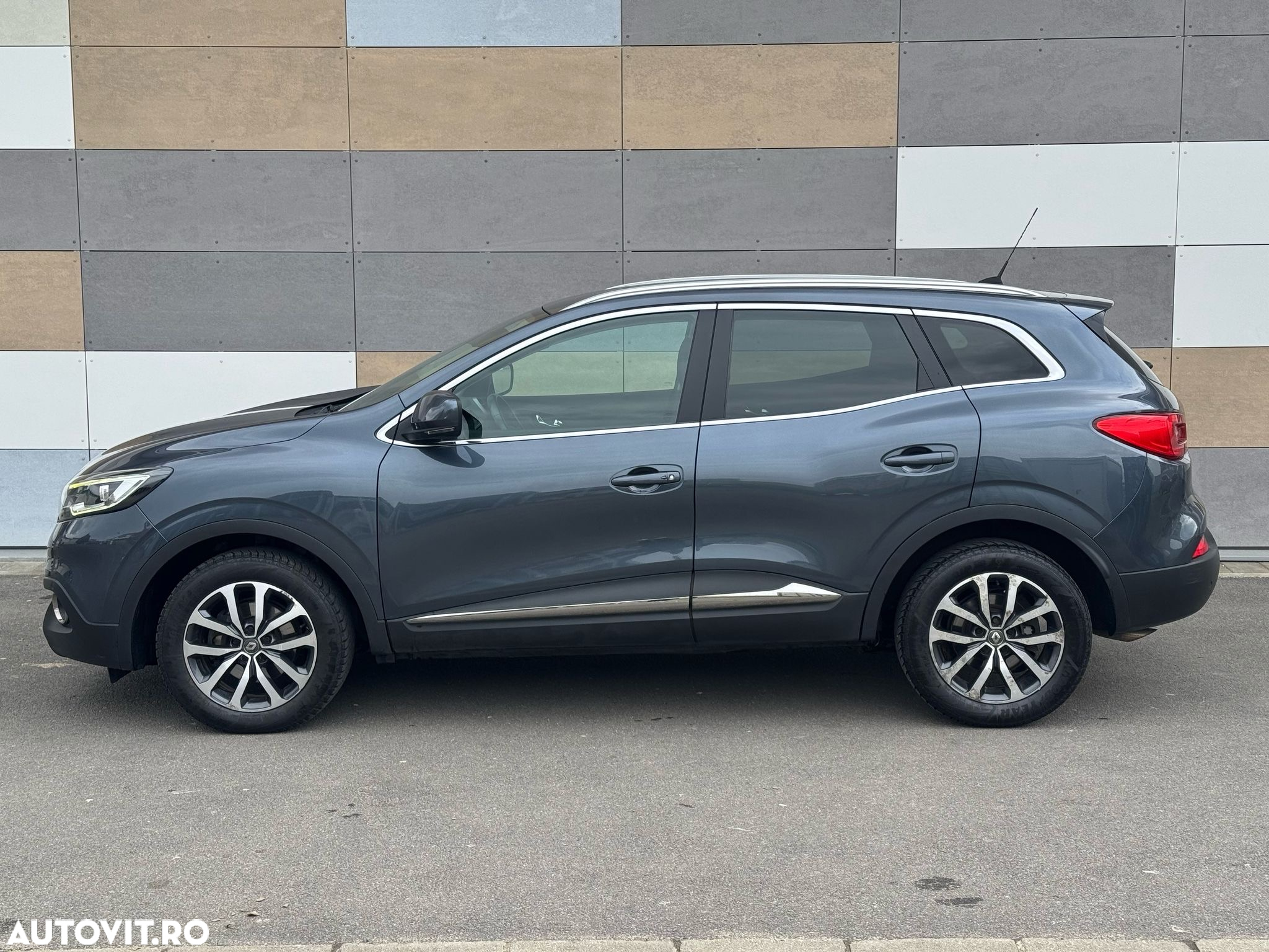 Renault Kadjar 1.6 DCI CVT Intens - 24