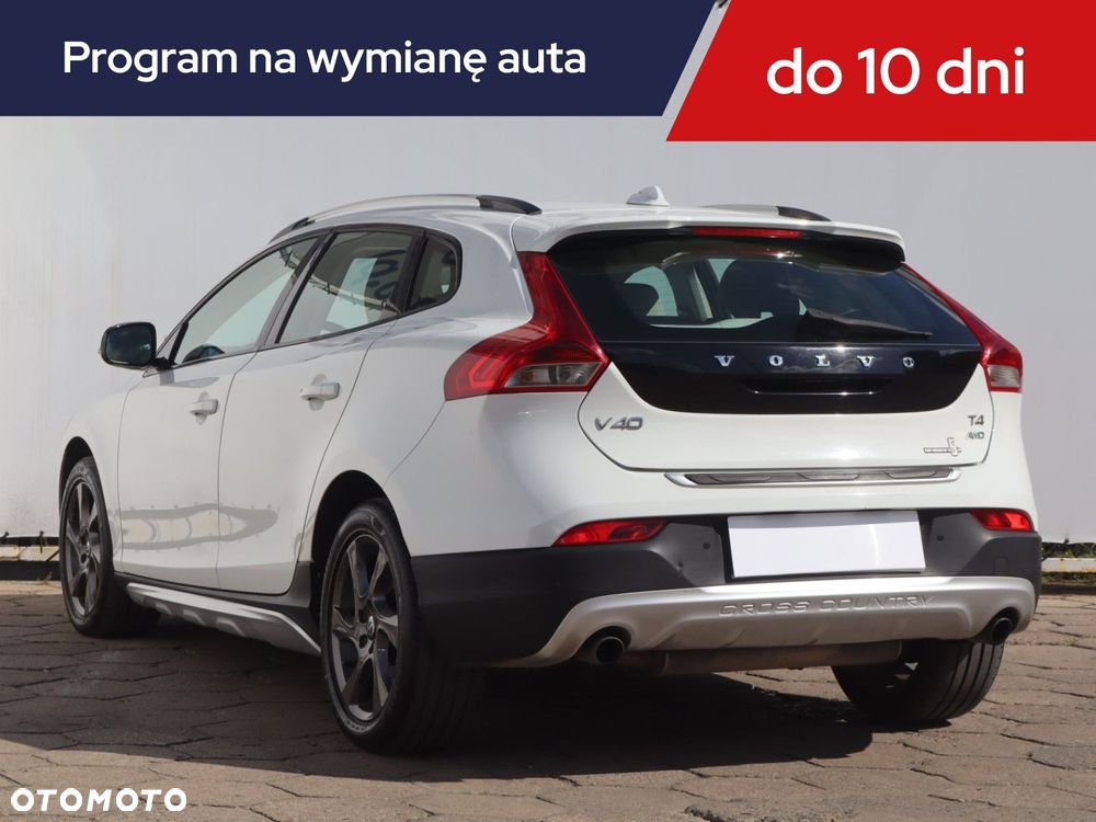 Volvo V40 2014 photo 5