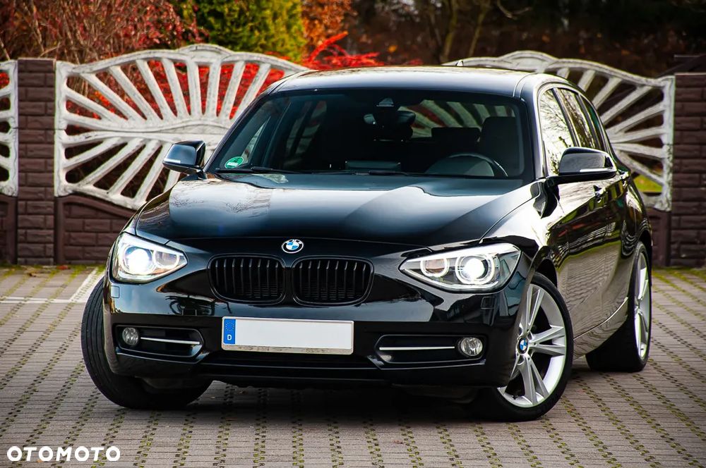 BMW Seria 1 120d Sport Line - 23