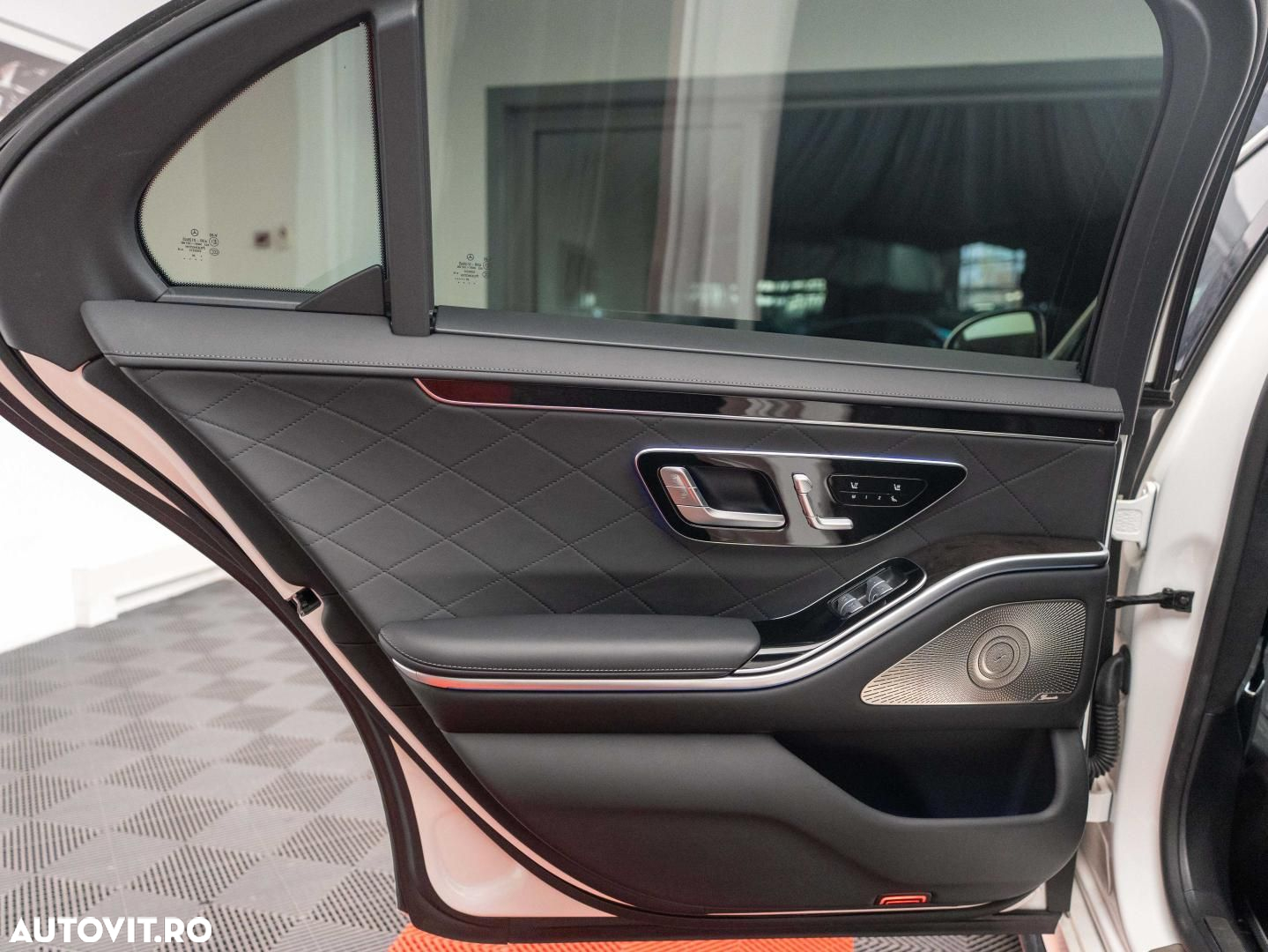 Mercedes-Benz S - 18