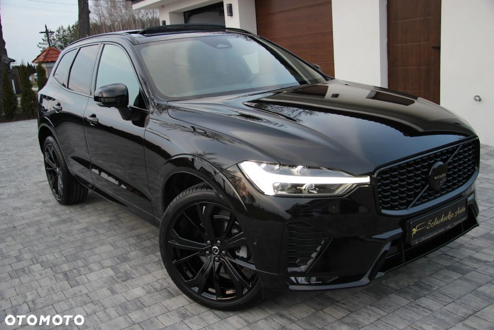 Volvo XC 60 B5 B AWD Plus Black Edition - 3