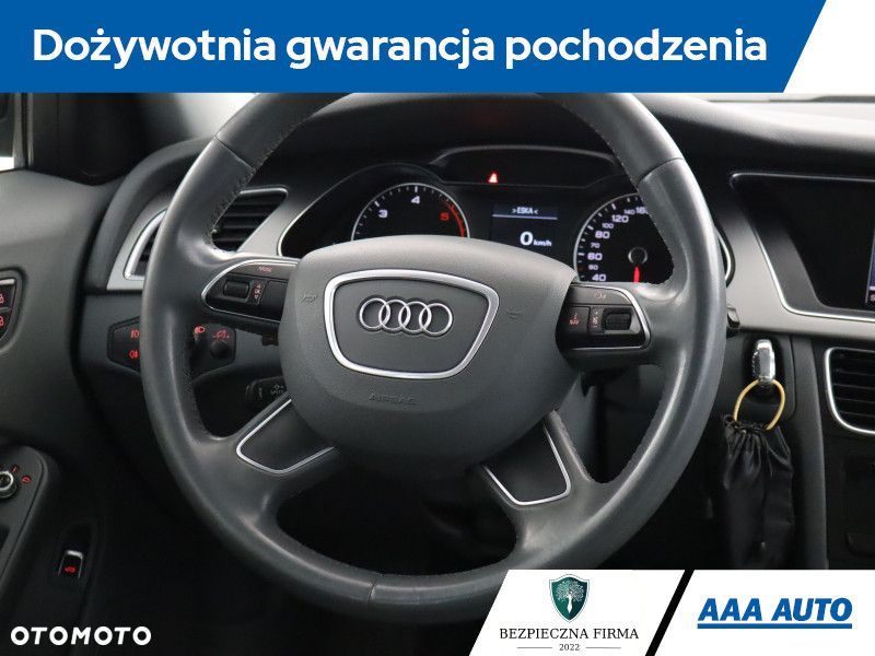 Audi A4 Limousine - 21