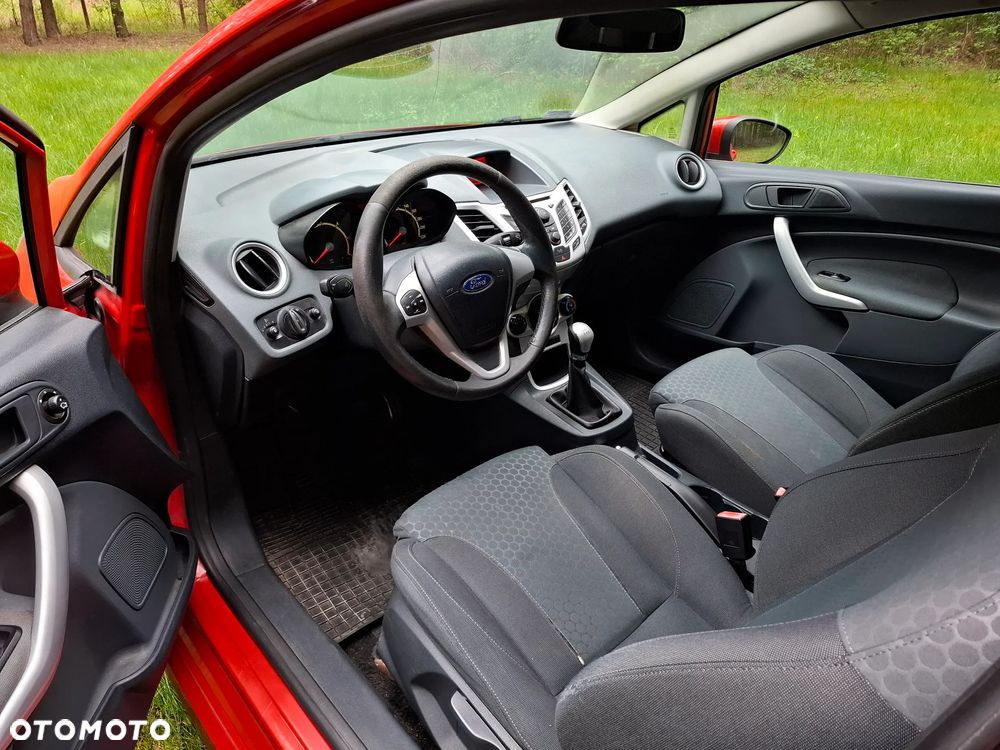 Ford Fiesta 1.6 TDCi Sport - 10