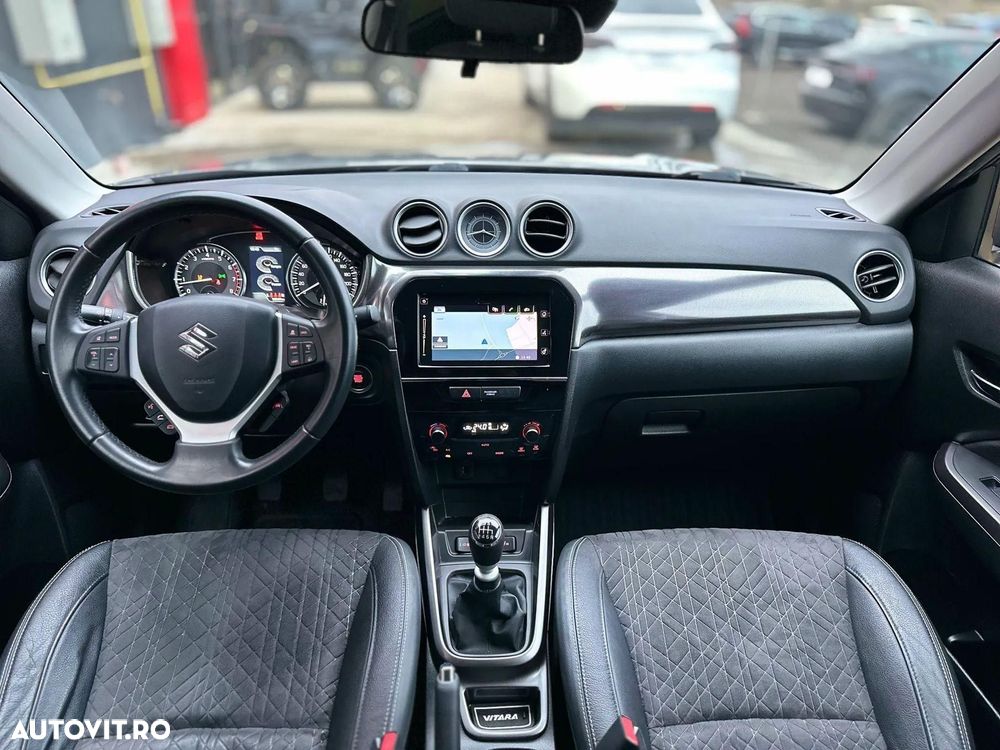 Suzuki Vitara 1.4 Boosterjet MHEV Passion - 26