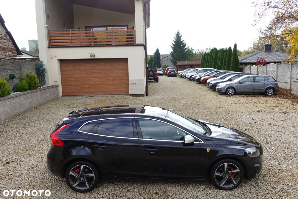Volvo V40 D2 R Design - 5