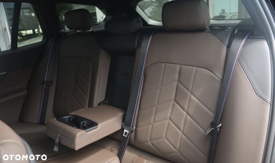 BMW Seria 5 520d - 12