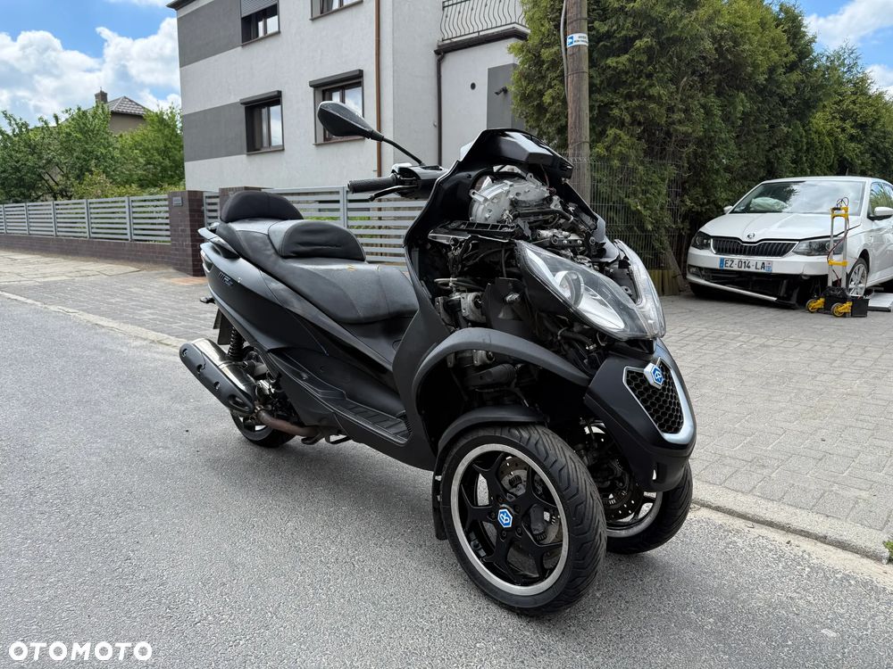 Piaggio MP-3 - 1