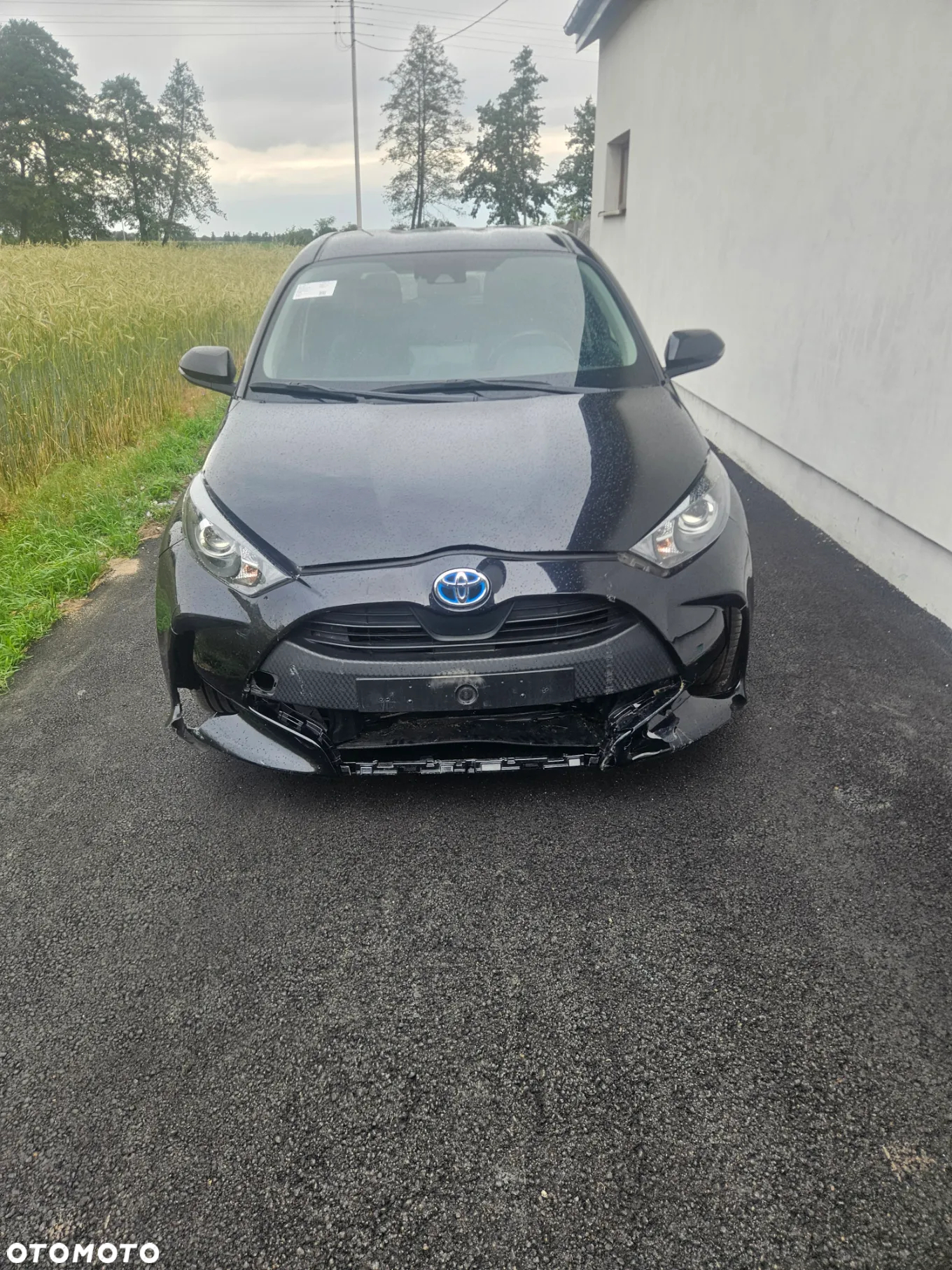 Toyota Yaris Hybrid 100 Active - 13