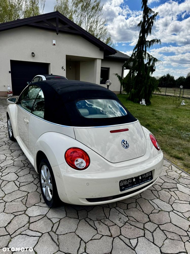Volkswagen New Beetle 1.8 - 4
