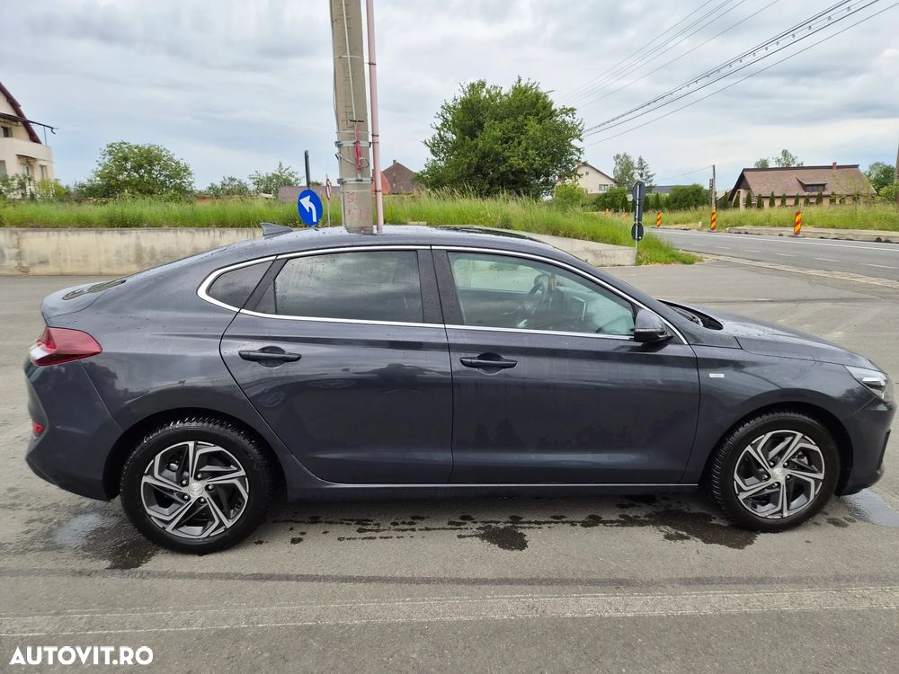Hyundai i30 1.5 160CP MHEV 48V M/T Highway - 2